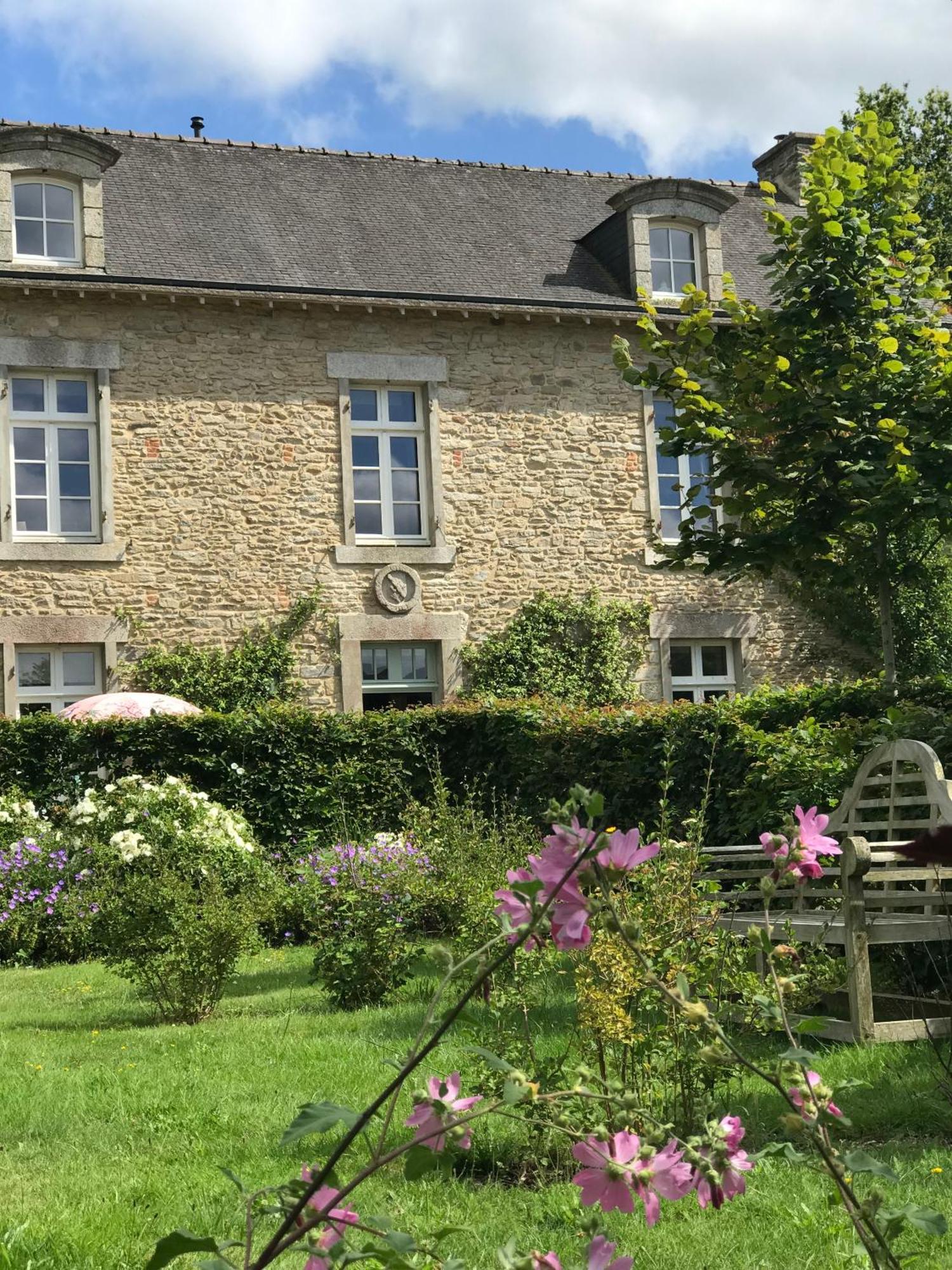 Manoir Saint-Andre,B&B De Charme Theix Extérieur photo
